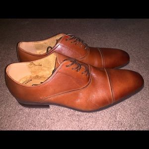 Florsheim men’s shoes (size 11)